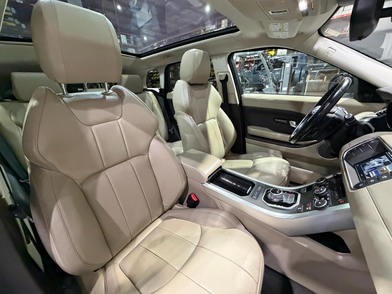 Land Rover Range Rover Evoque 5dr HB SE 2016