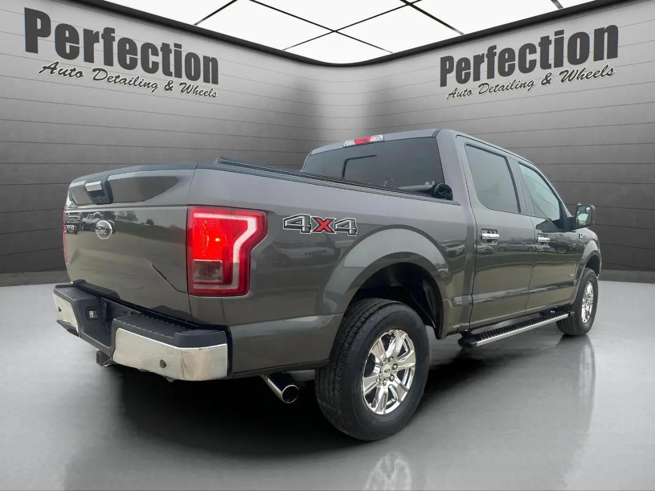Ford F-150 4WD SuperCrew 145" King Ranch 2015