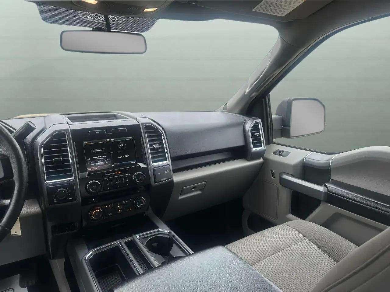 Ford F-150 4WD SuperCrew 145" King Ranch 2015