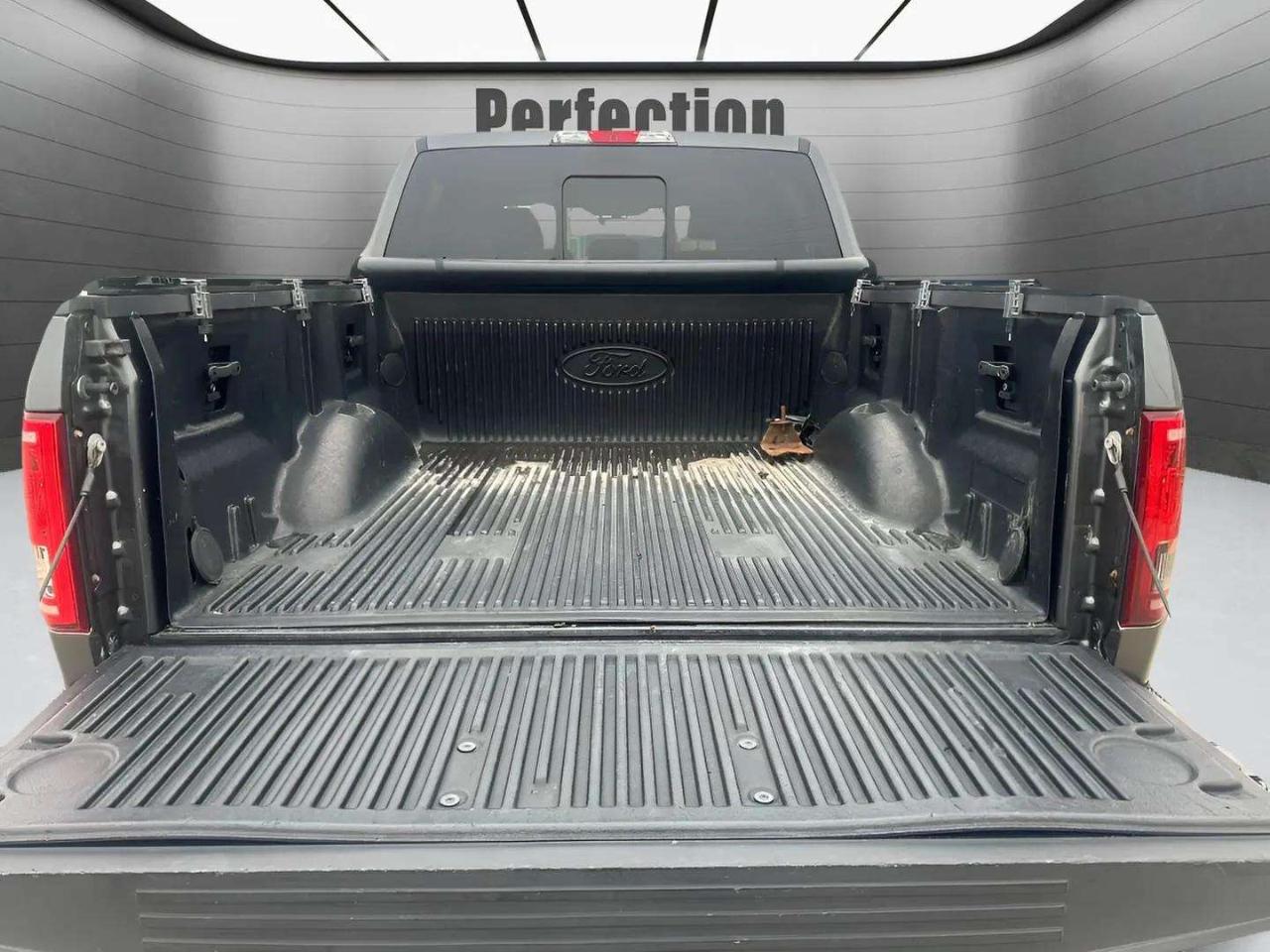 Ford F-150 4WD SuperCrew 145" King Ranch 2015