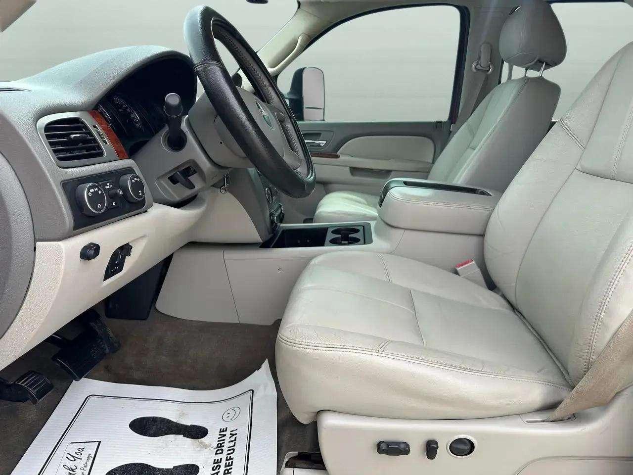 GMC Sierra 2500HD 4WD Crew Cab 153.7" SLT 2013