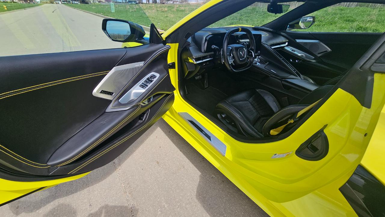 Chevrolet Corvette 2dr Stingray Conv w/3LT 2022