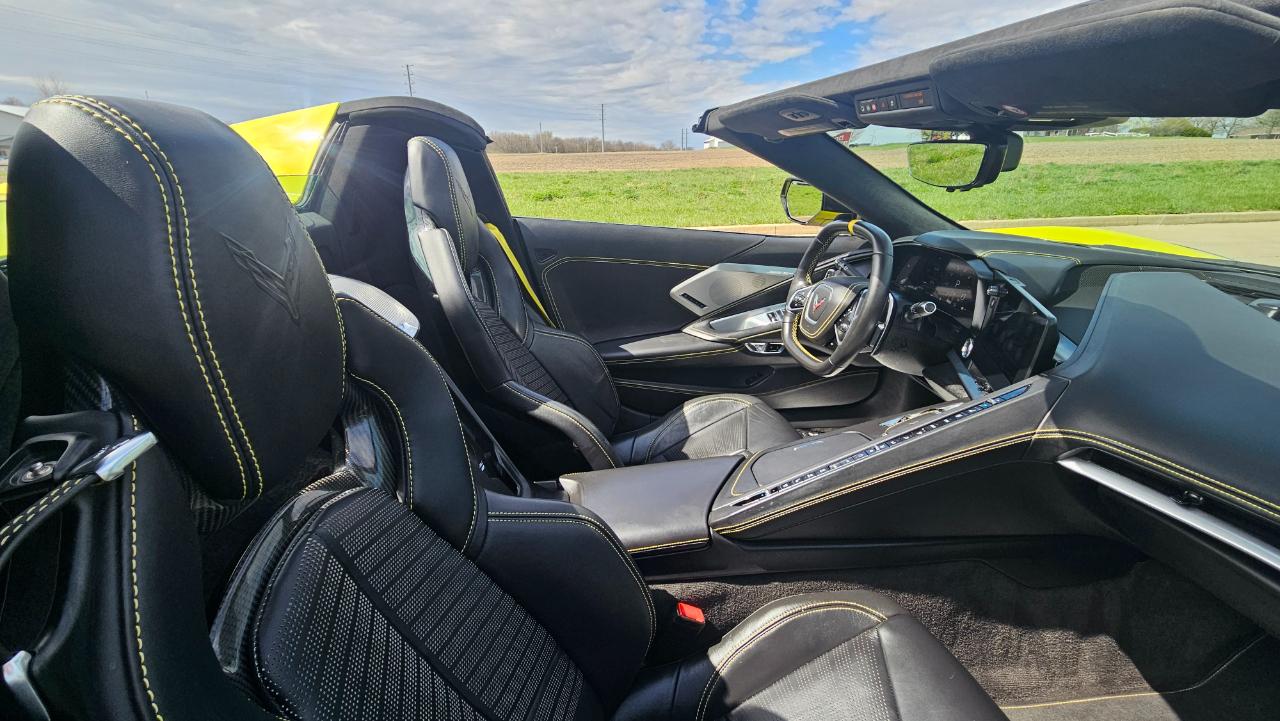 Chevrolet Corvette 2dr Stingray Conv w/3LT 2022