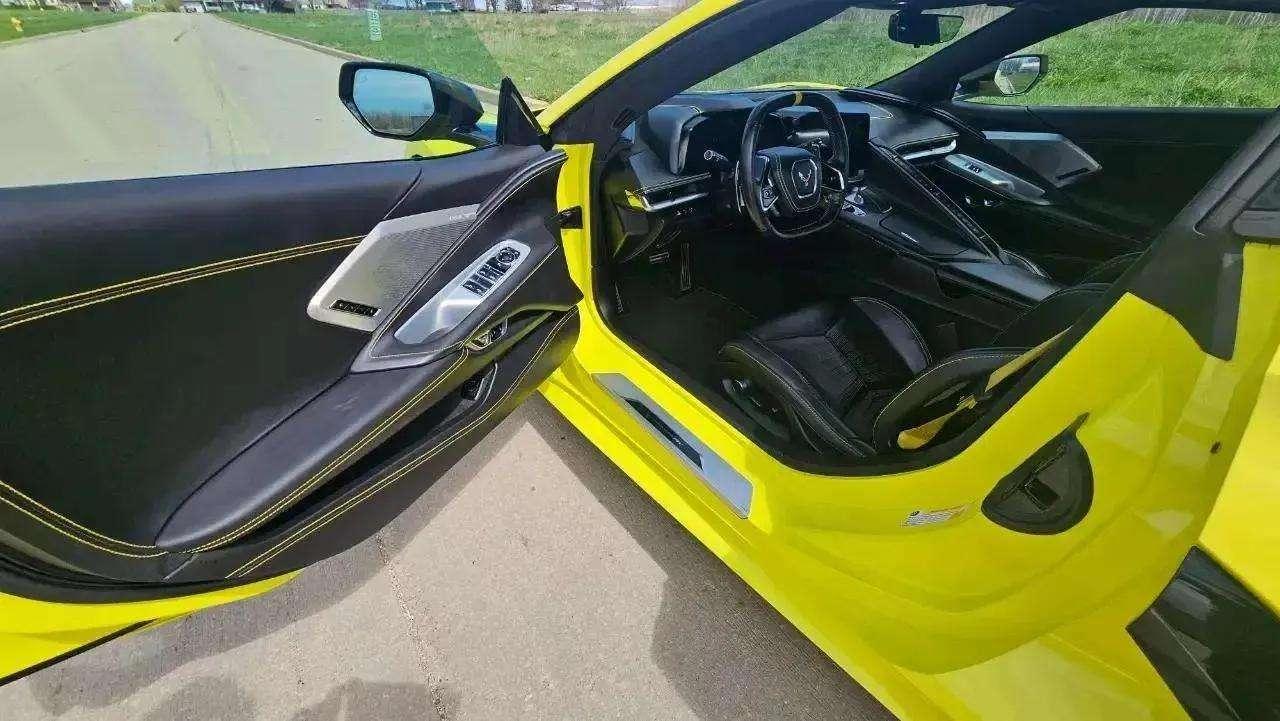 Chevrolet Corvette 2dr Stingray Conv w/3LT 2022