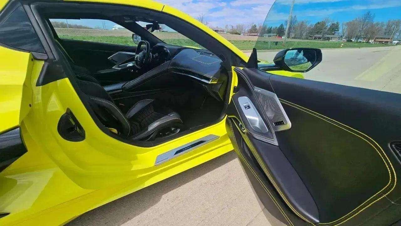 Chevrolet Corvette 2dr Stingray Conv w/3LT 2022