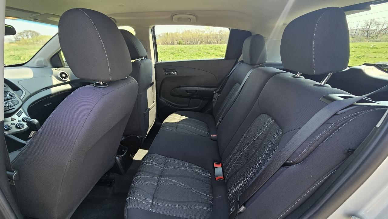 Chevrolet Sonic 5dr HB Auto LT 2015