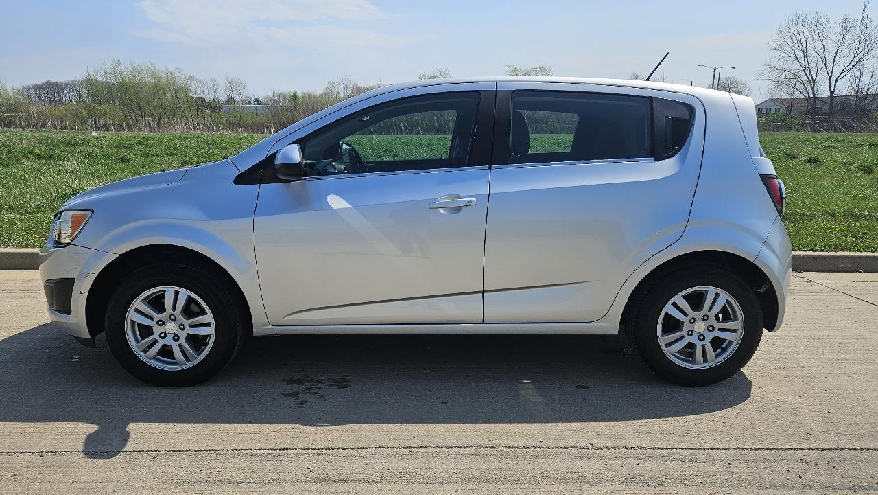 Chevrolet Sonic 5dr HB Auto LT 2015