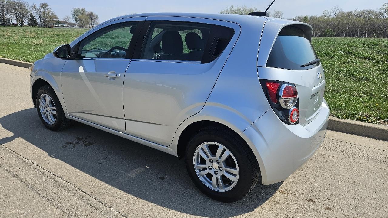 Chevrolet Sonic 5dr HB Auto LT 2015