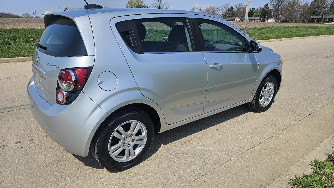 Chevrolet Sonic 5dr HB Auto LT 2015