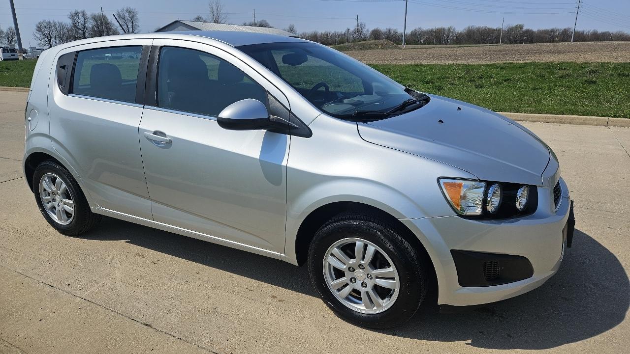 Chevrolet Sonic 5dr HB Auto LT 2015