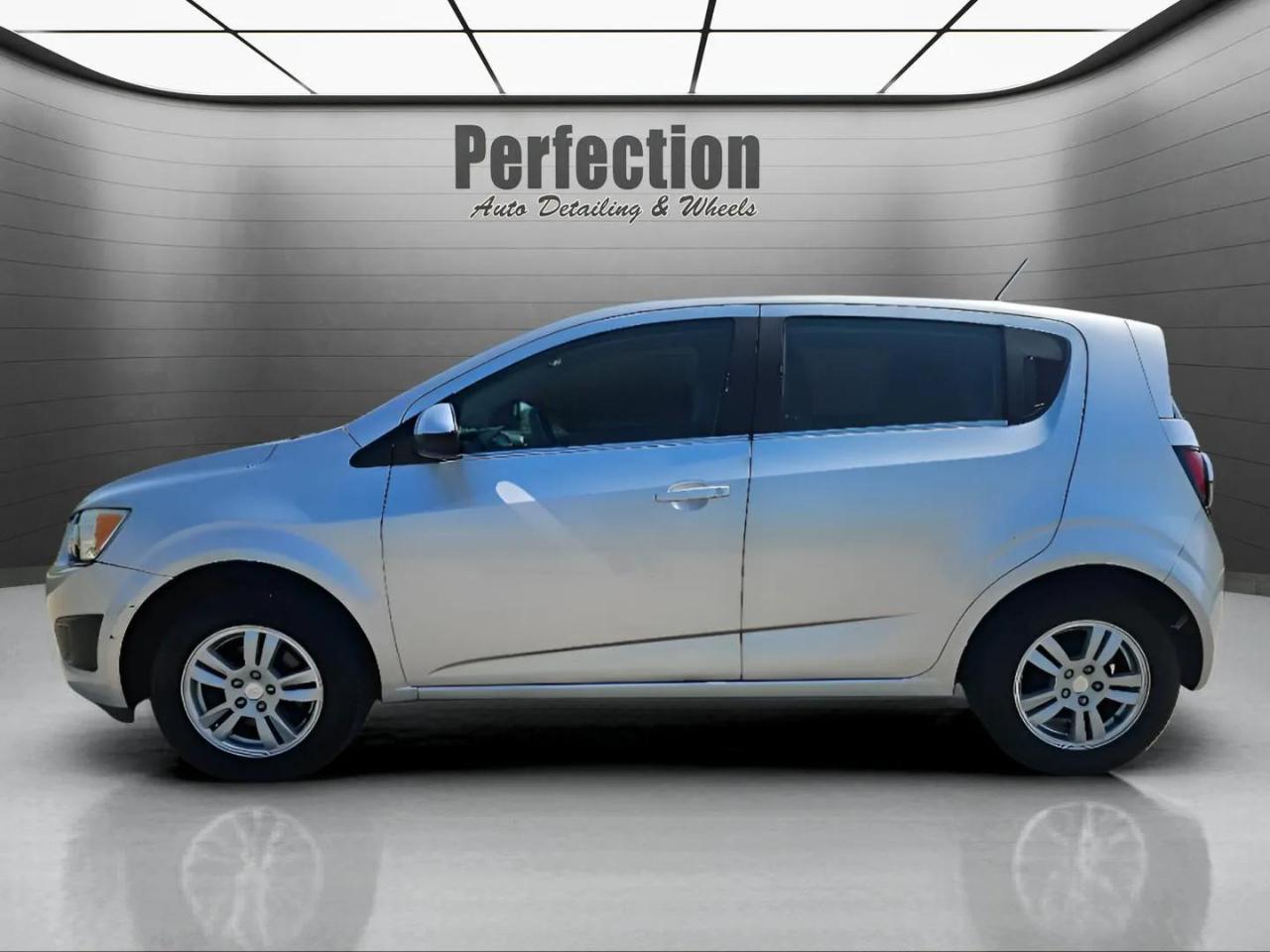 Chevrolet Sonic 5dr HB Auto LT 2015