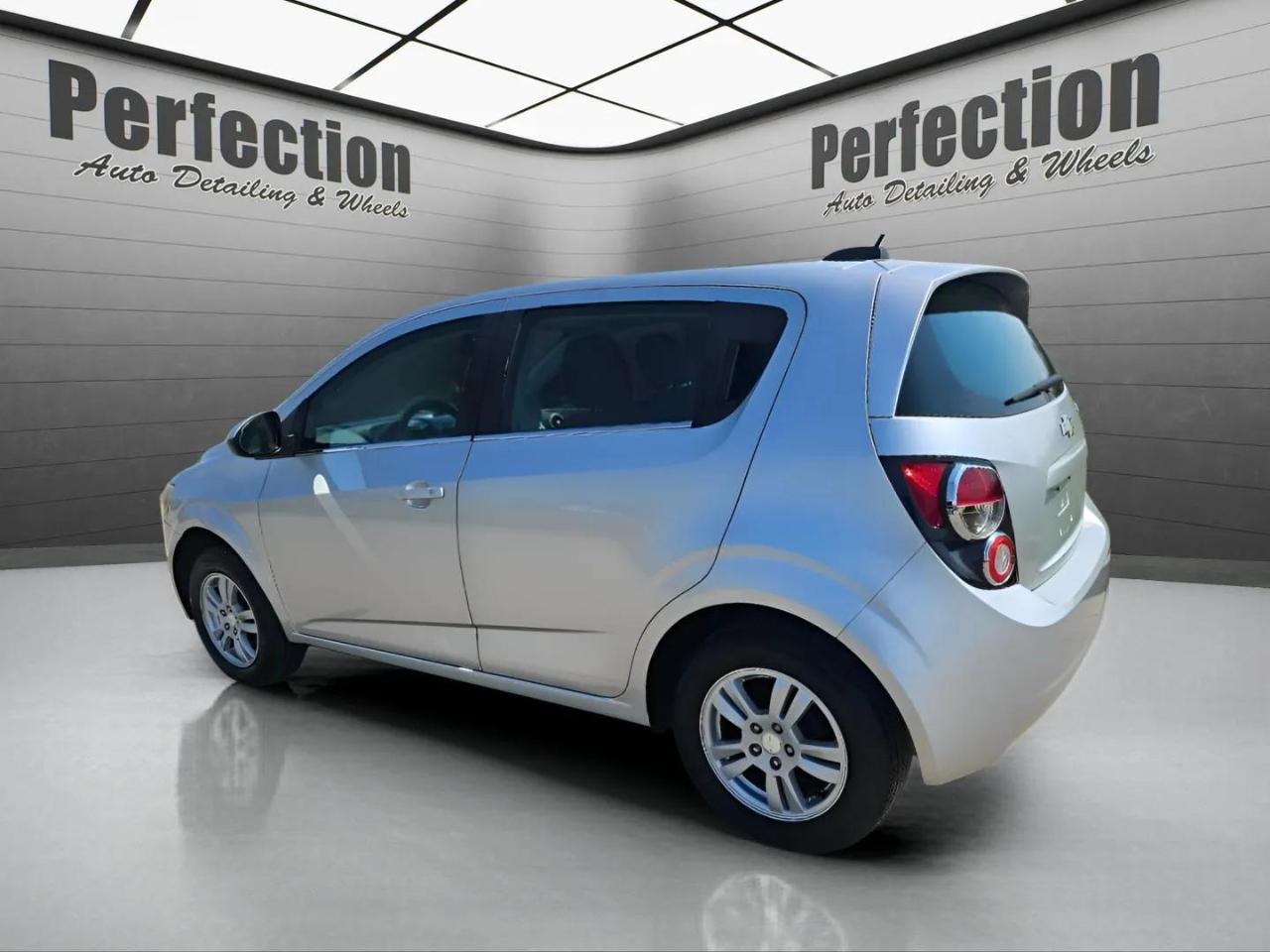 Chevrolet Sonic 5dr HB Auto LT 2015