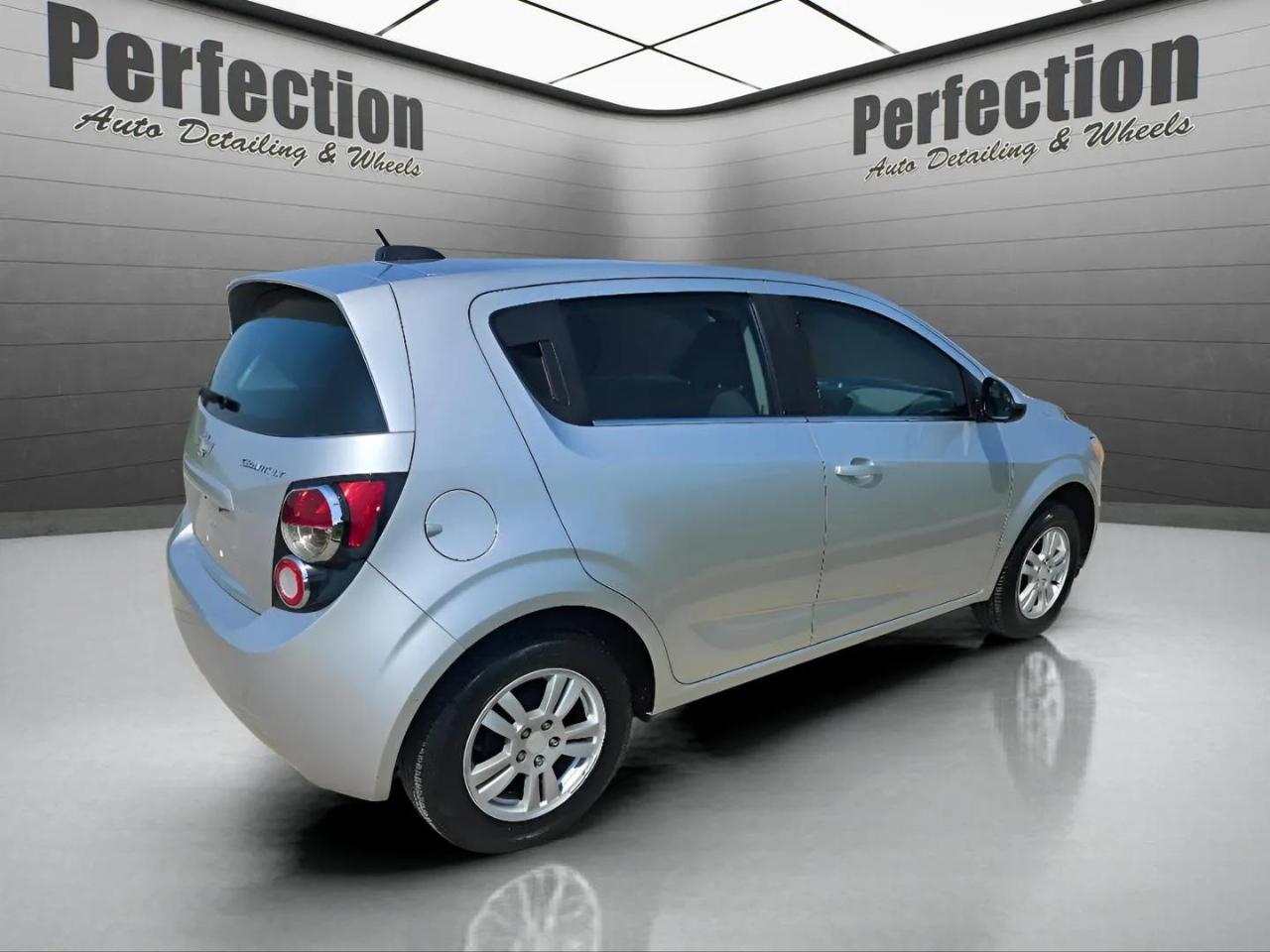 Chevrolet Sonic 5dr HB Auto LT 2015