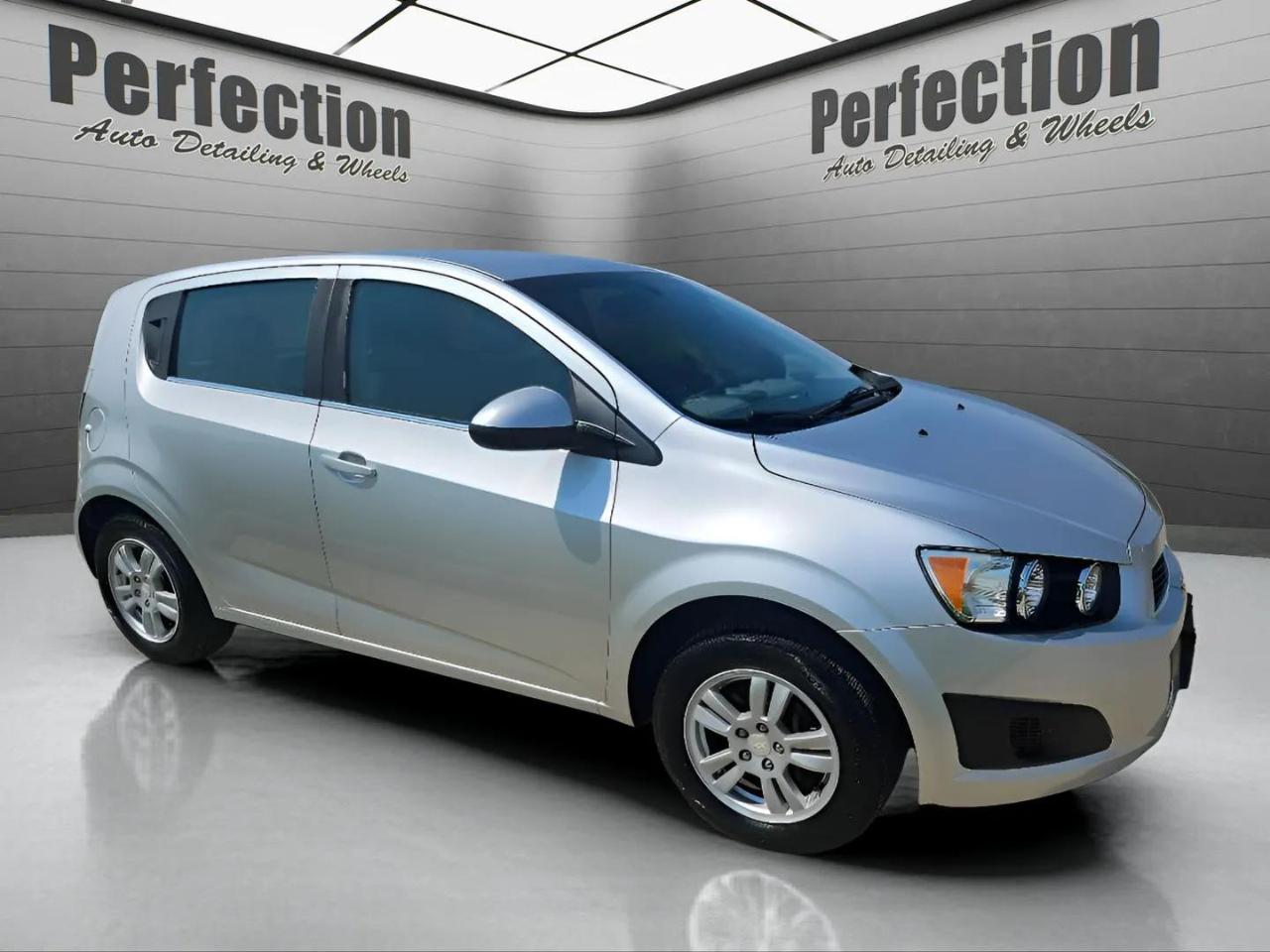 Chevrolet Sonic 5dr HB Auto LT 2015