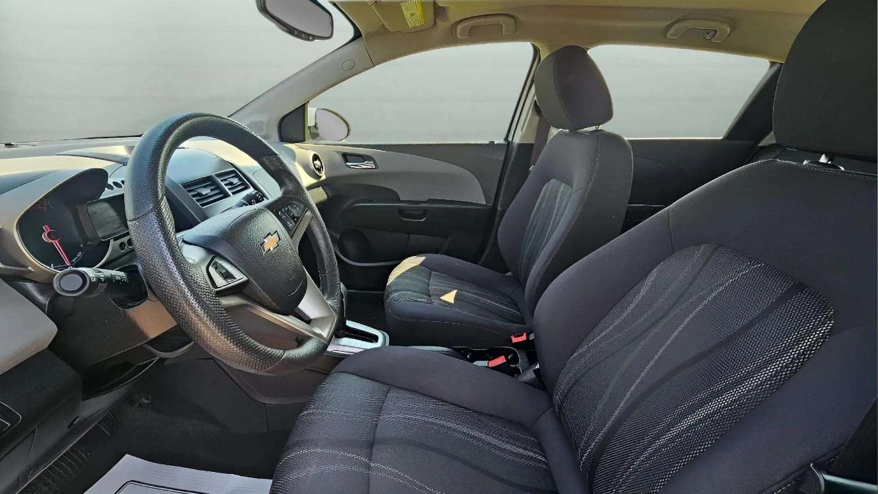 Chevrolet Sonic 5dr HB Auto LT 2015