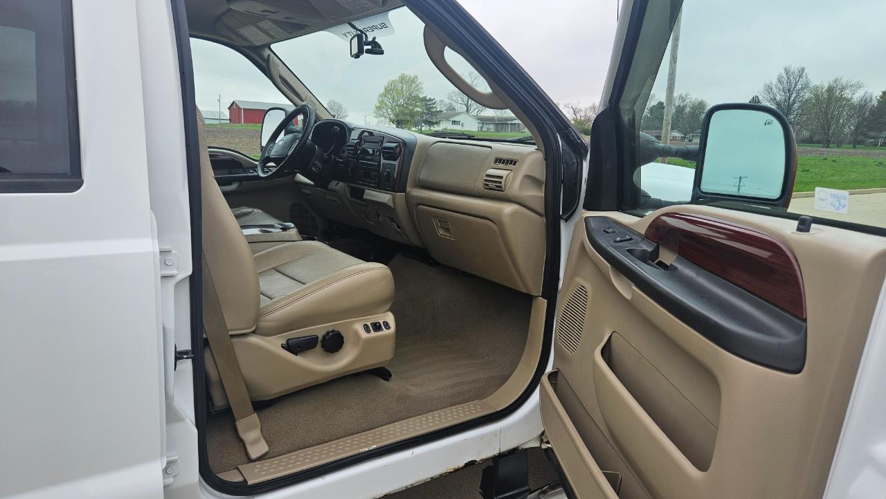 Ford Super Duty F-250 4WD SuperCab 158" XL 2006