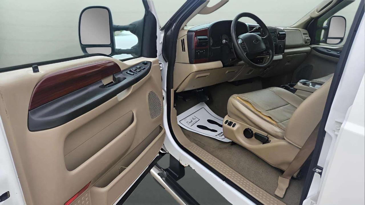 Ford Super Duty F-250 4WD SuperCab 158" XL 2006