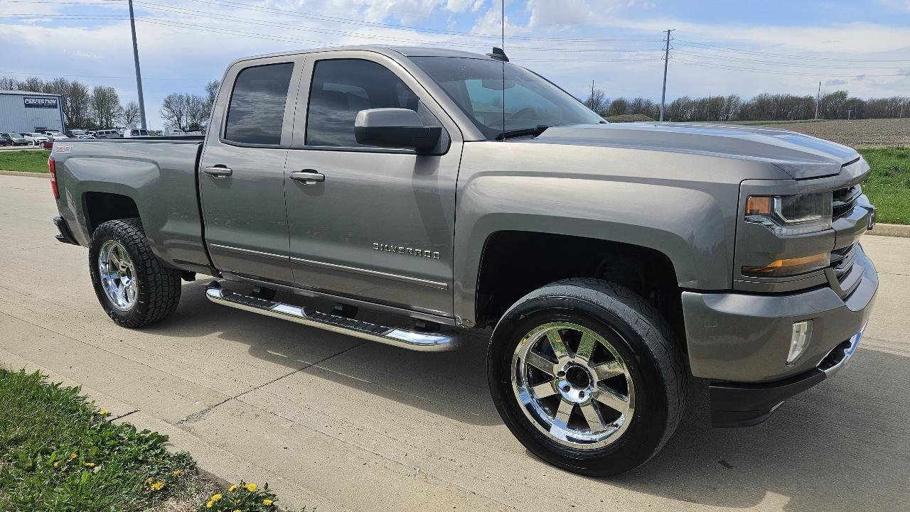 Chevrolet Silverado 1500 4WD Double Cab 143.5" LT w/2LT 2017