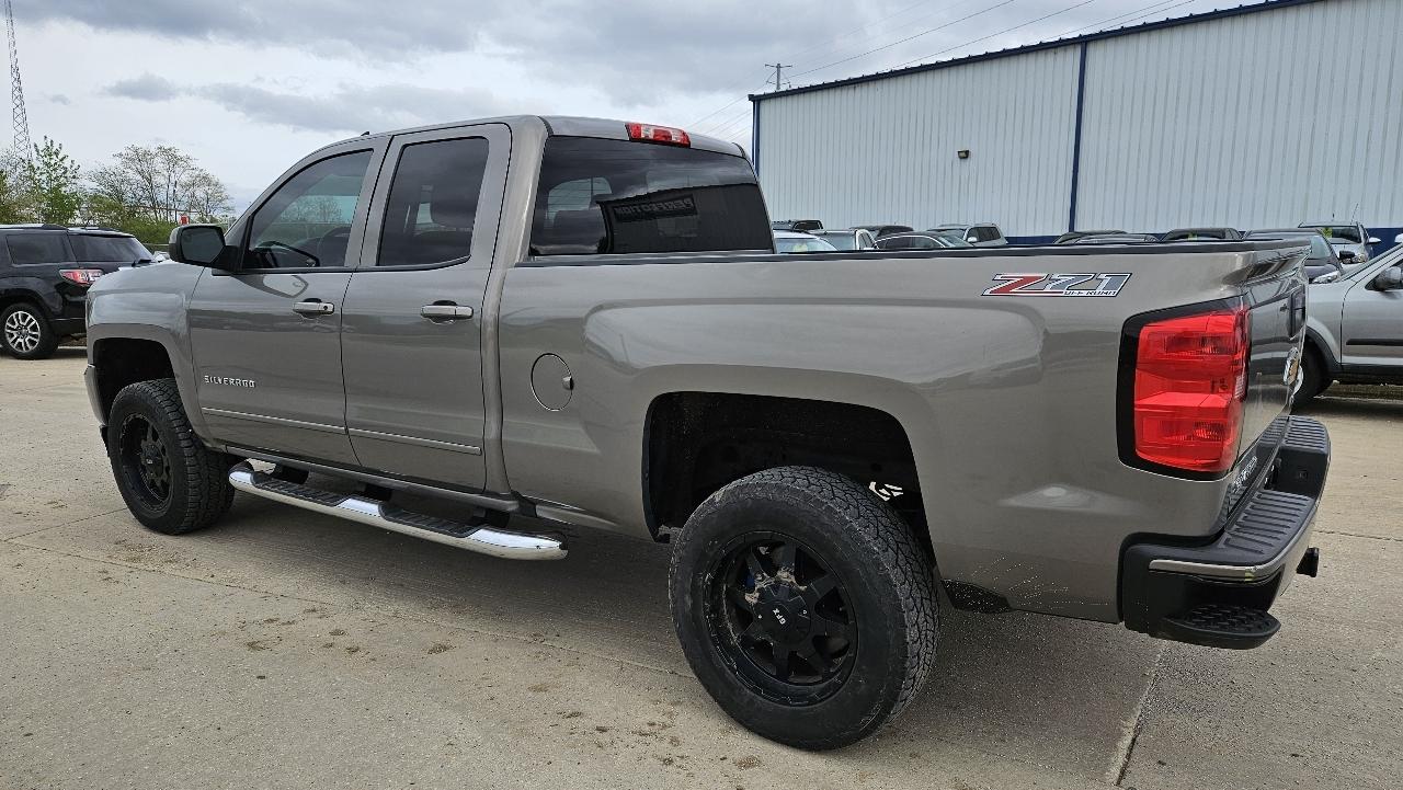 Chevrolet Silverado 1500 4WD Double Cab 143.5" LT w/2LT 2017