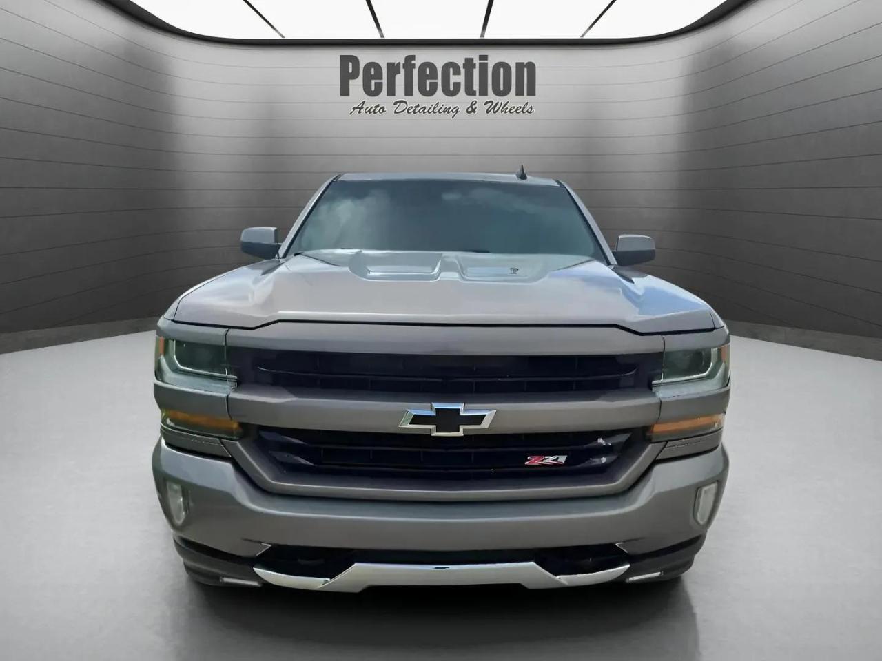 Chevrolet Silverado 1500 4WD Double Cab 143.5" LT w/2LT 2017