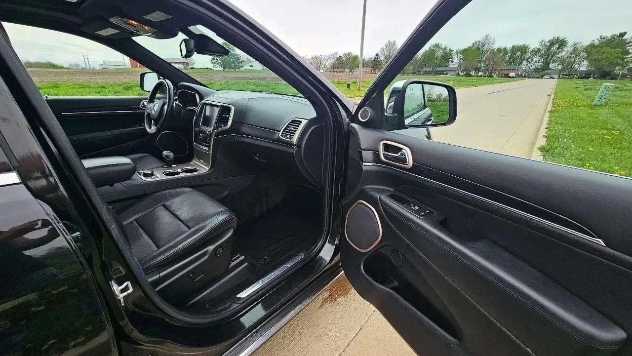 Jeep Grand Cherokee 4WD 4dr Summit 2014