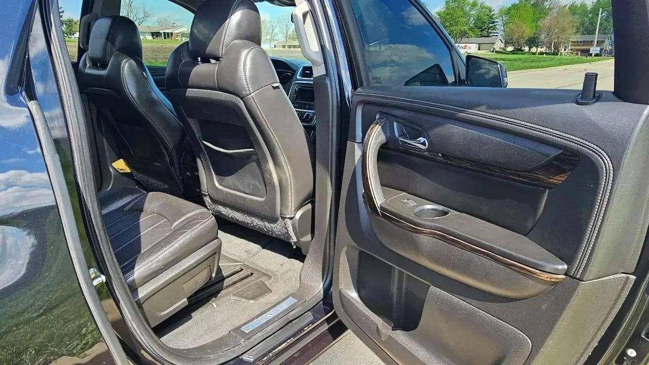 GMC Acadia AWD 4dr Denali 2014