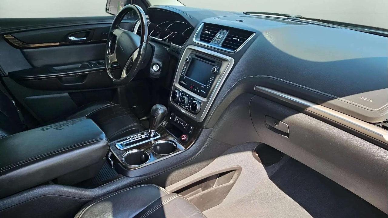 GMC Acadia AWD 4dr Denali 2014