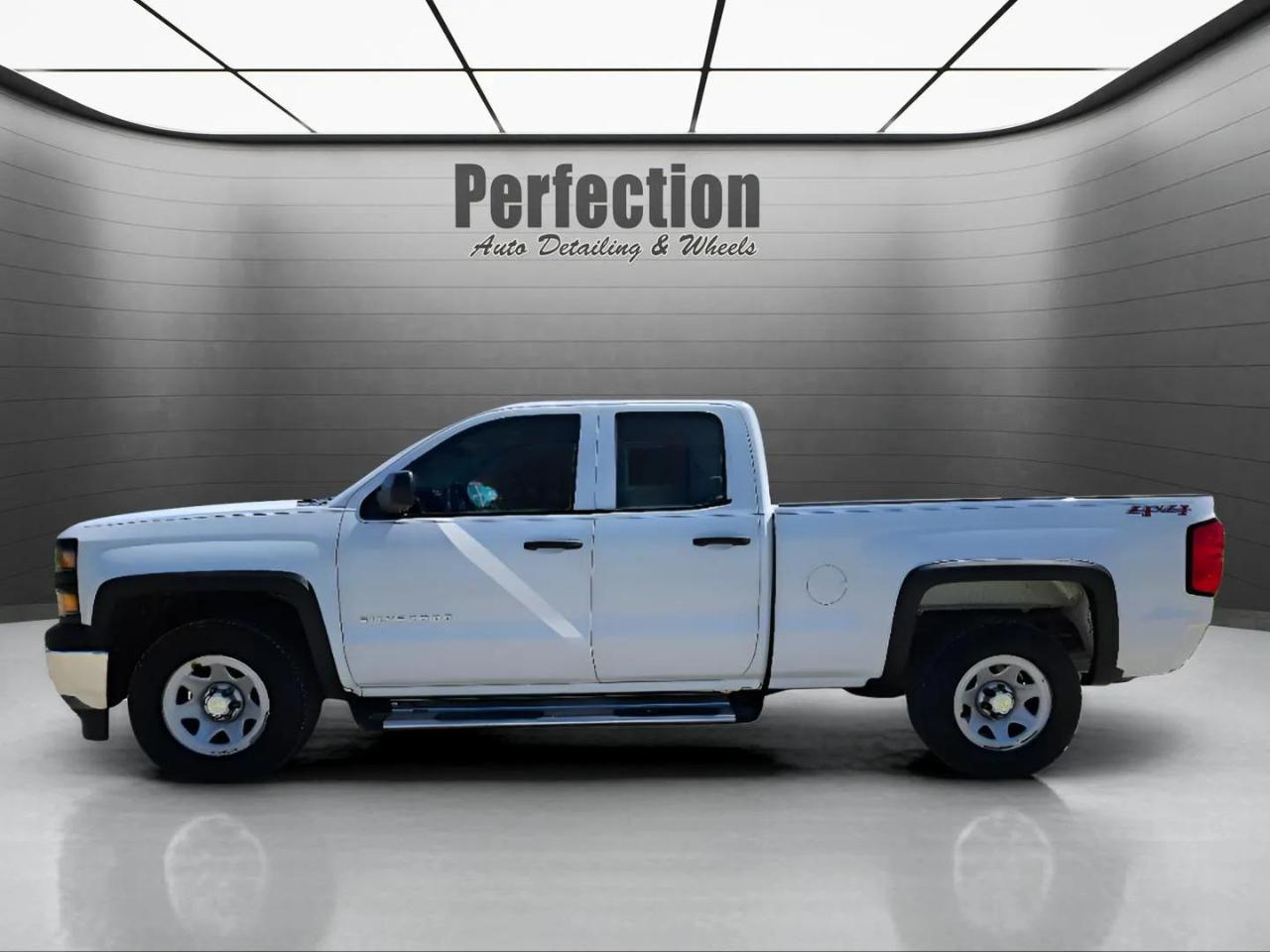 Chevrolet Silverado 1500 4WD Double Cab 143.5" Work Truck 2015