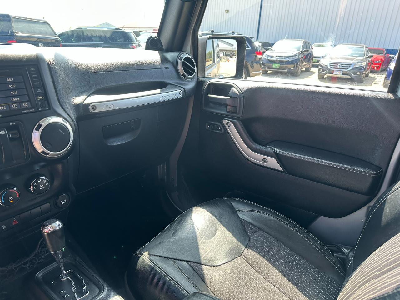 Jeep Wrangler 4WD 2dr Freedom Edition *Ltd Avail* 2014