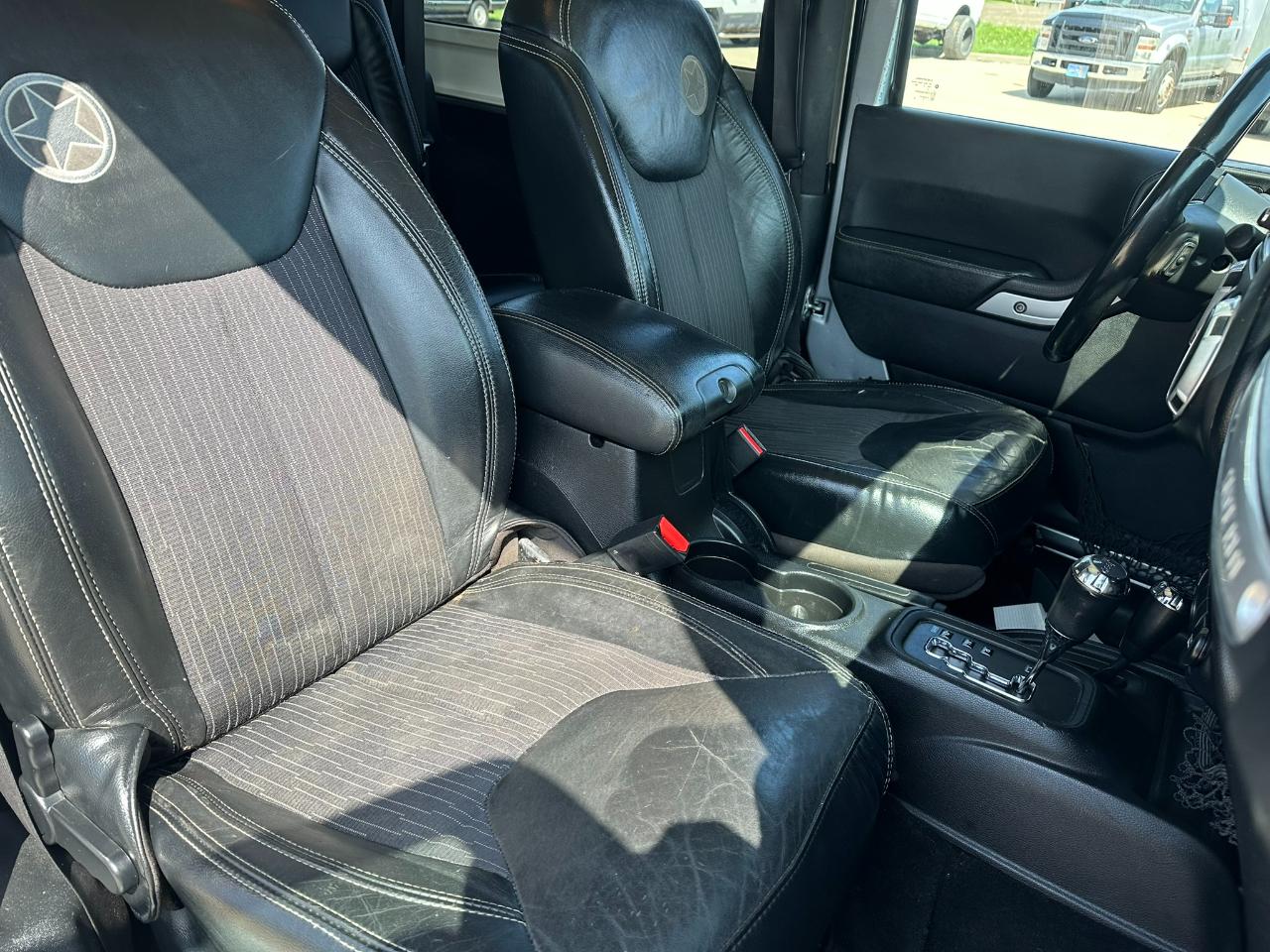 Jeep Wrangler 4WD 2dr Freedom Edition *Ltd Avail* 2014