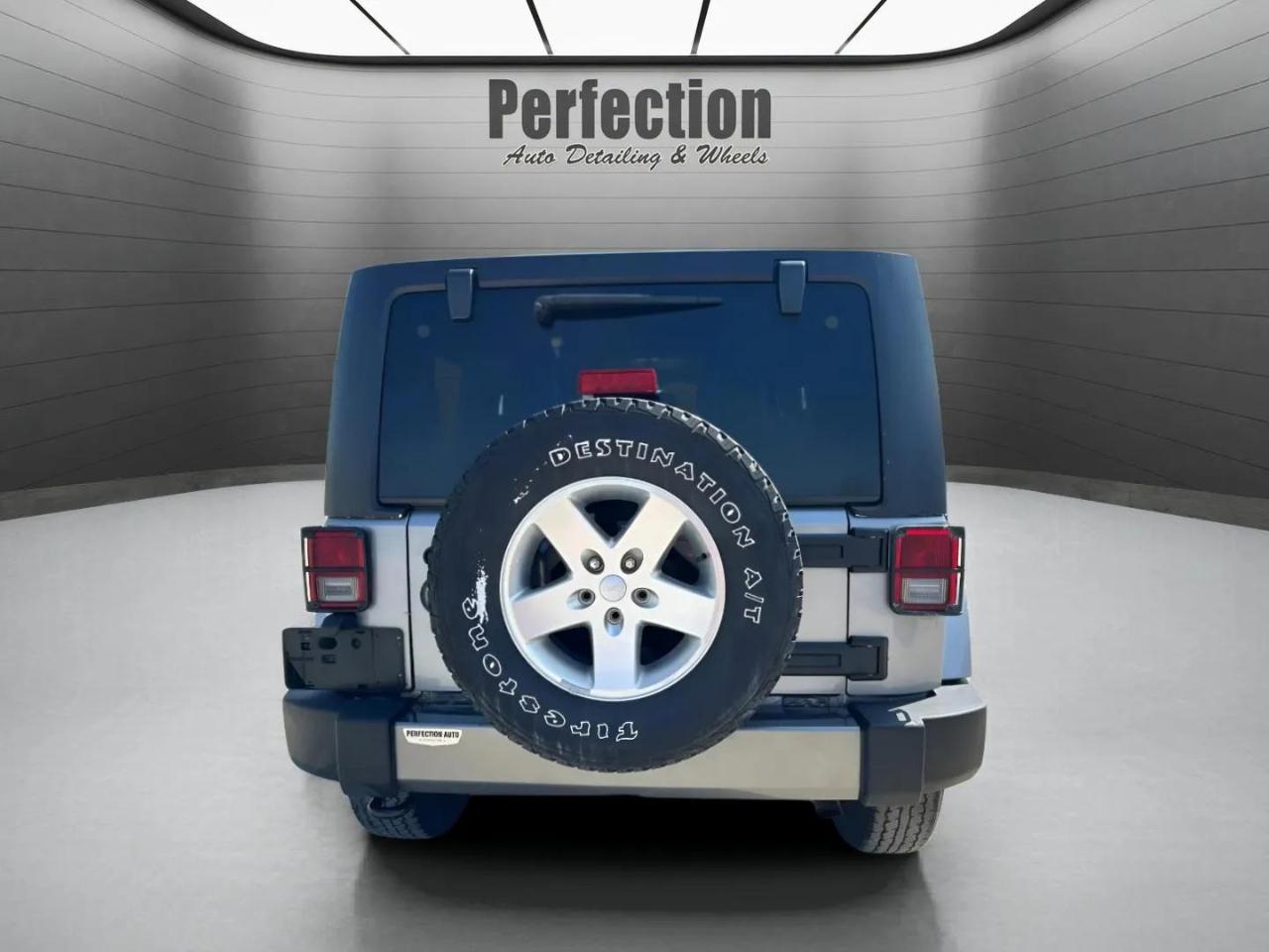 Jeep Wrangler 4WD 2dr Freedom Edition *Ltd Avail* 2014