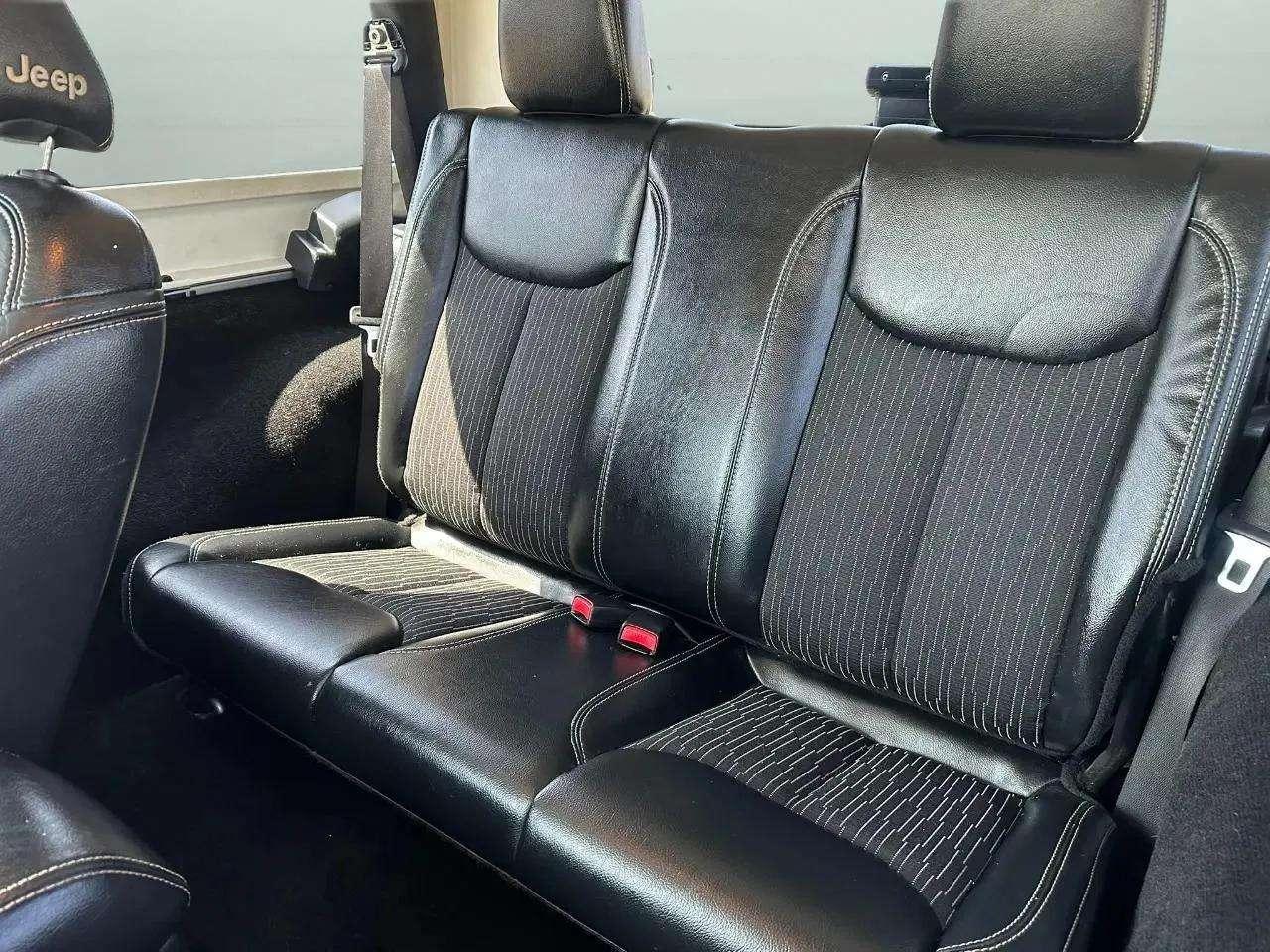 Jeep Wrangler 4WD 2dr Freedom Edition *Ltd Avail* 2014