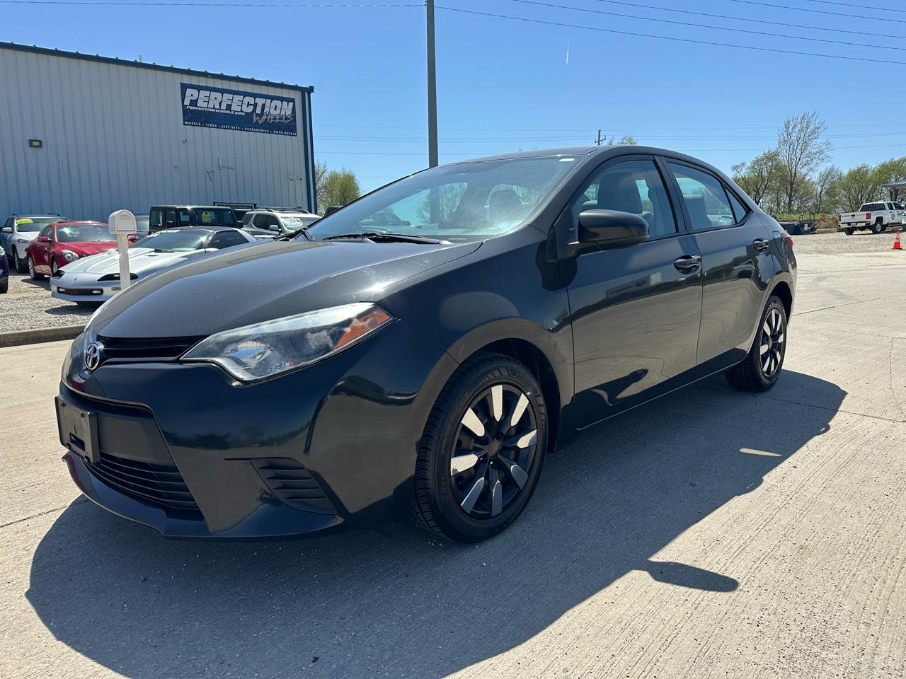 Toyota Corolla 4dr Sdn CVT LE Premium (Natl) 2014