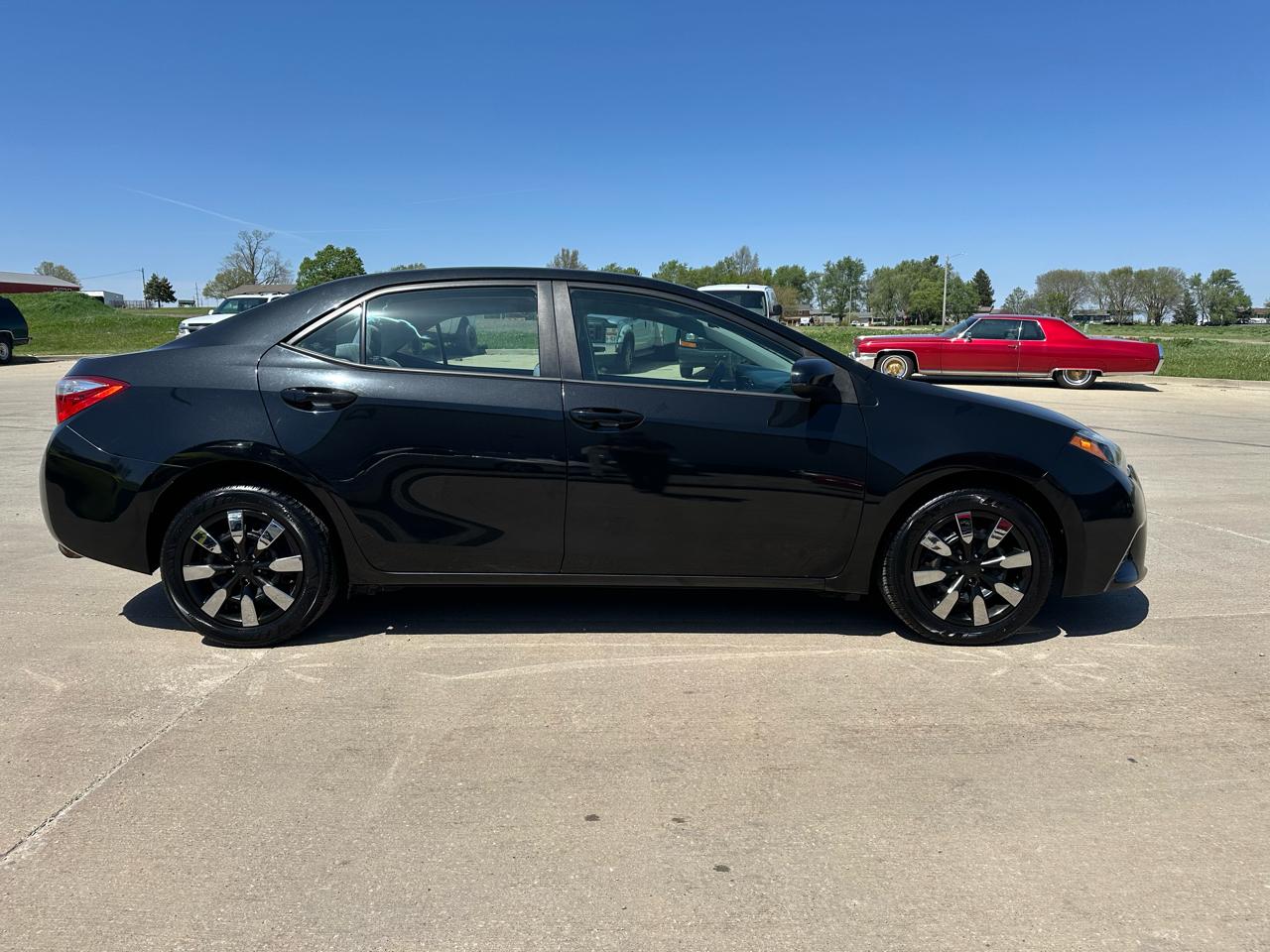 Toyota Corolla 4dr Sdn CVT LE Premium (Natl) 2014