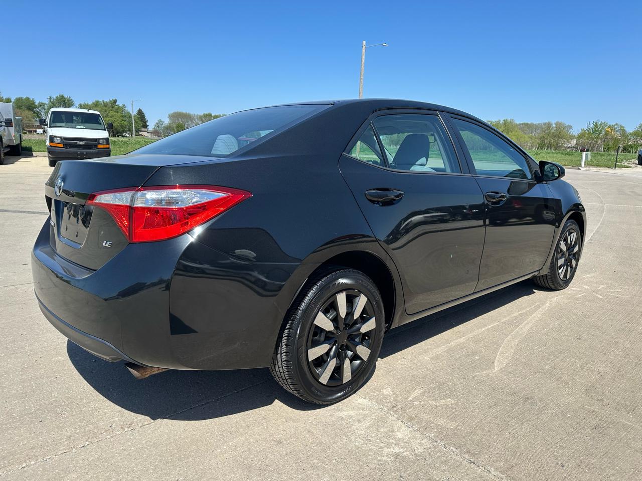 Toyota Corolla 4dr Sdn CVT LE Premium (Natl) 2014