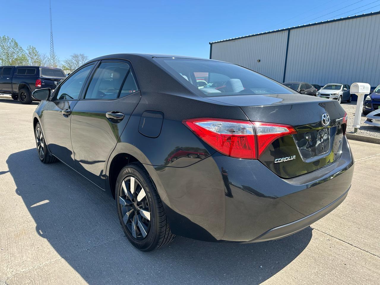 Toyota Corolla 4dr Sdn CVT LE Premium (Natl) 2014