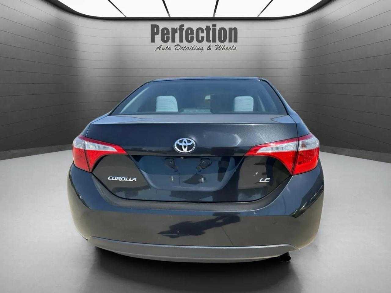 Toyota Corolla 4dr Sdn CVT LE Premium (Natl) 2014