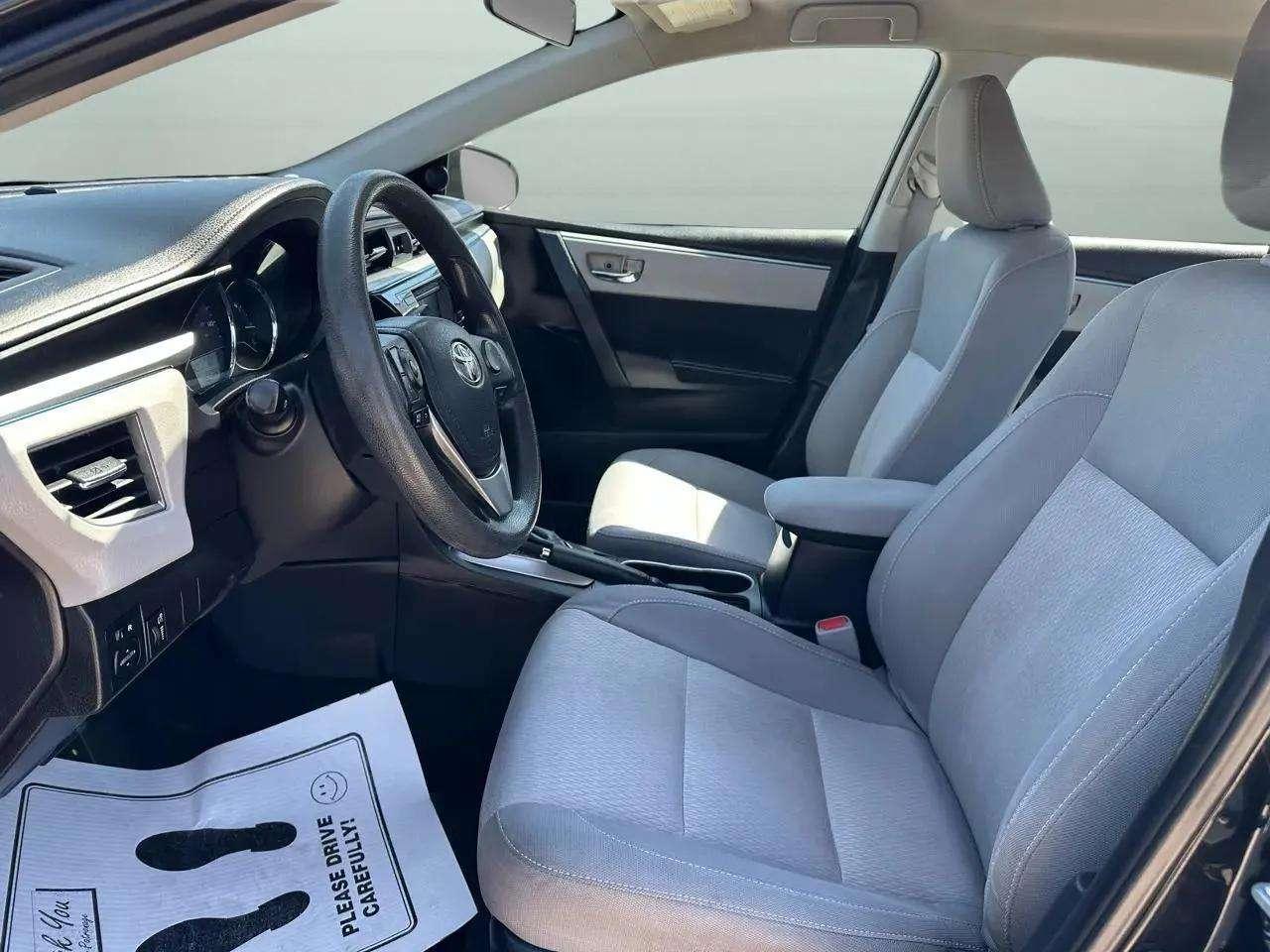 Toyota Corolla 4dr Sdn CVT LE Premium (Natl) 2014