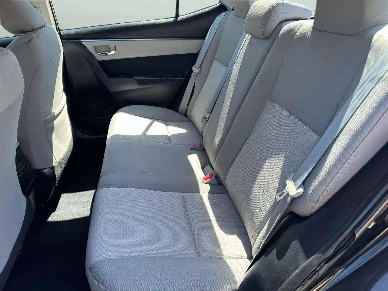 Toyota Corolla 4dr Sdn CVT LE Premium (Natl) 2014