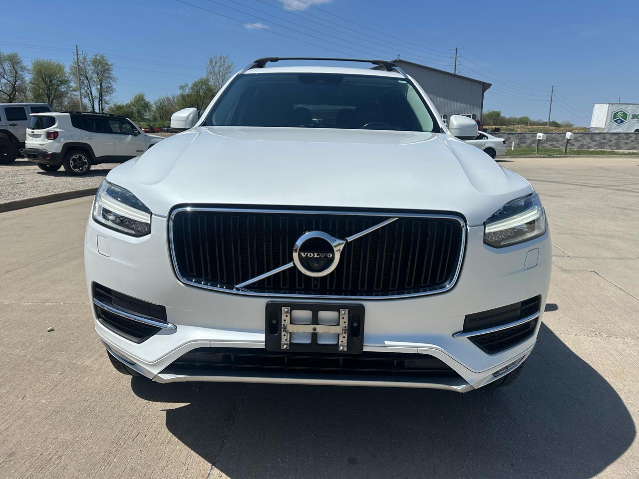 Volvo XC90 T6 - Momentum 4D SUV AWD 2017