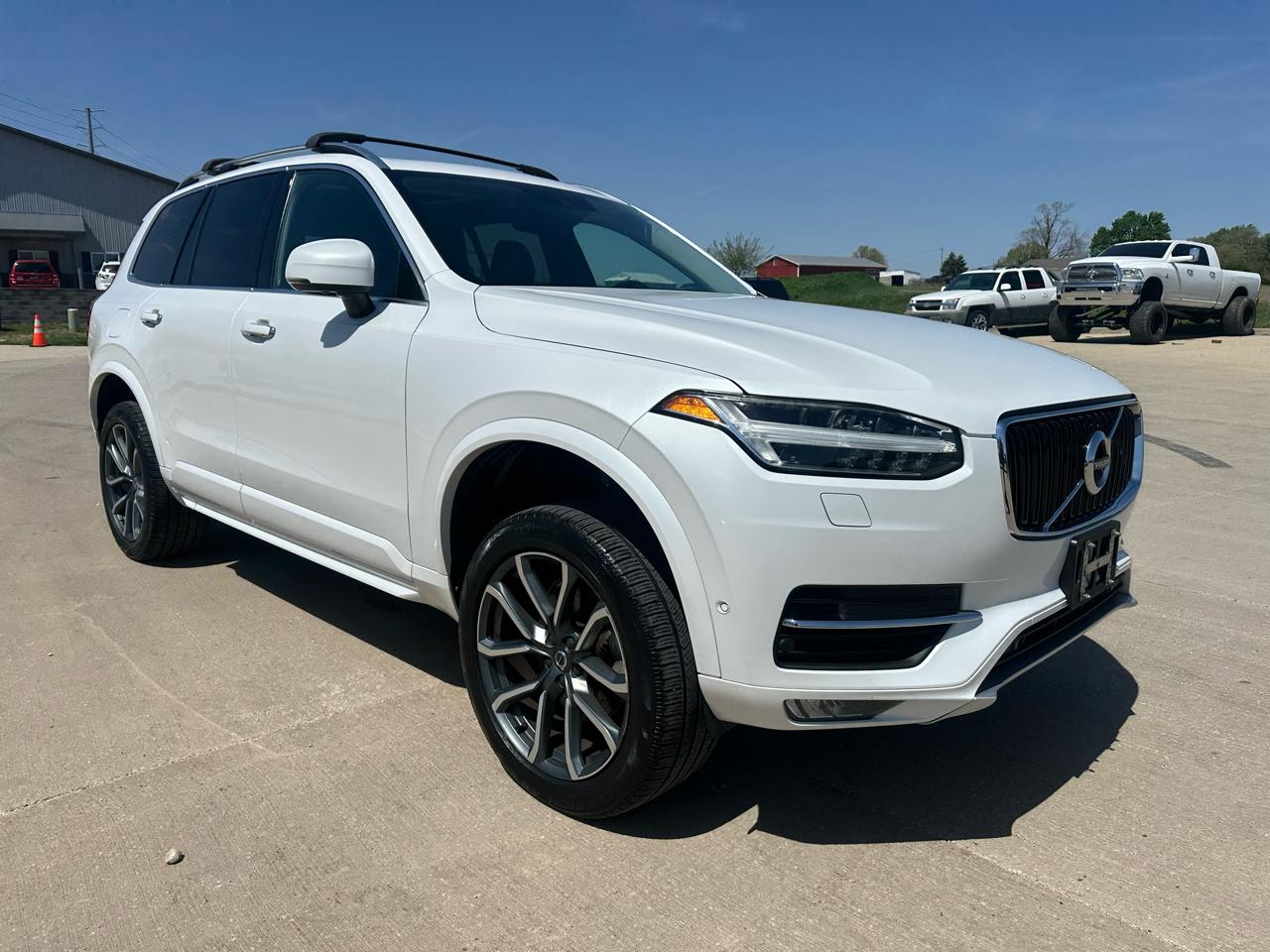 Volvo XC90 T6 - Momentum 4D SUV AWD 2017