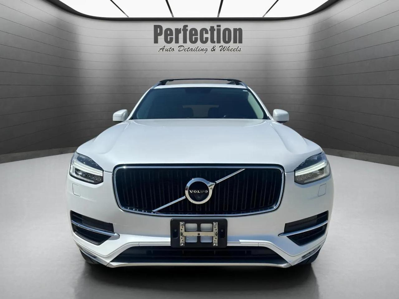 Volvo XC90 T6 - Momentum 4D SUV AWD 2017