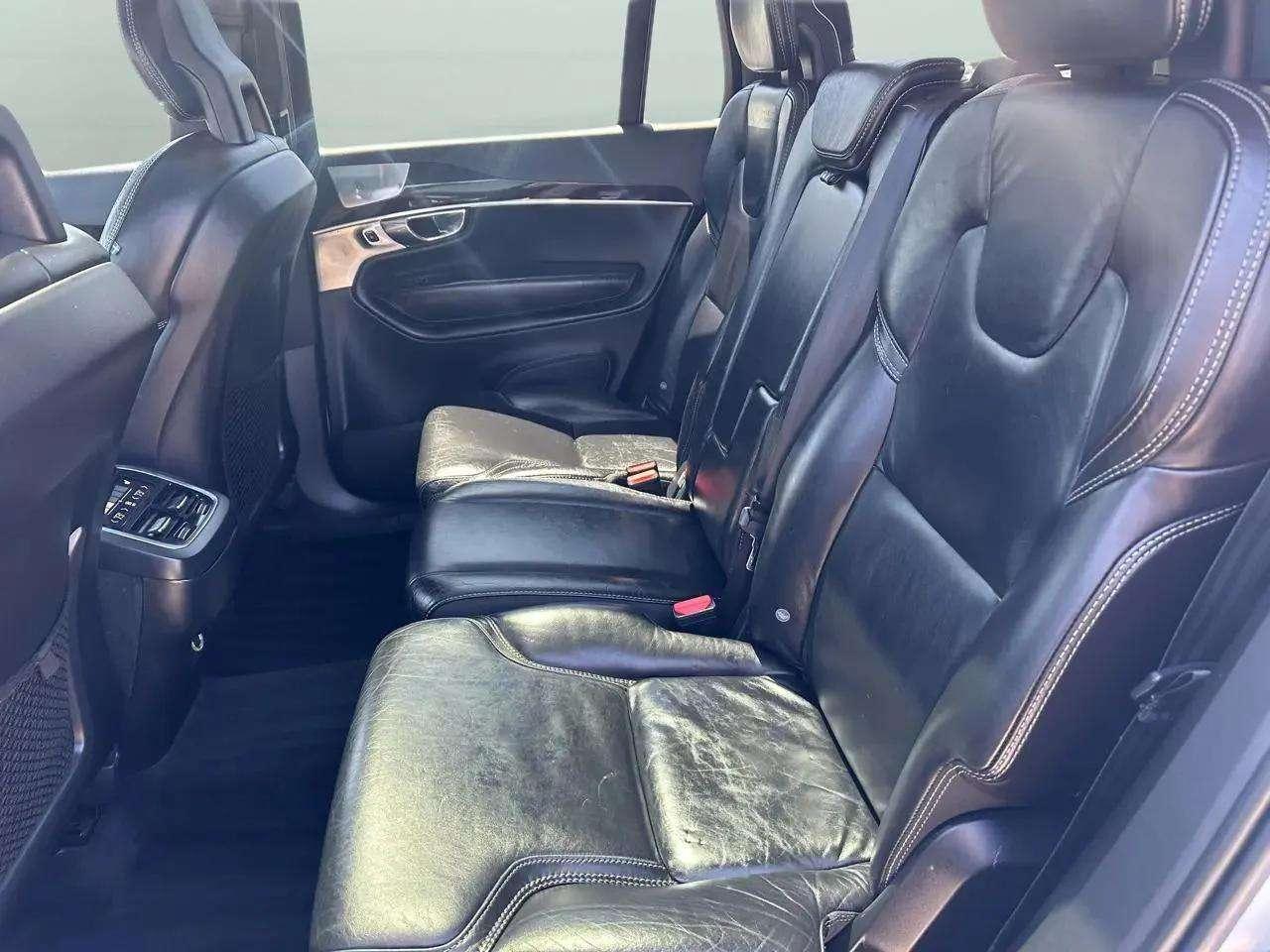 Volvo XC90 T6 - Momentum 4D SUV AWD 2017