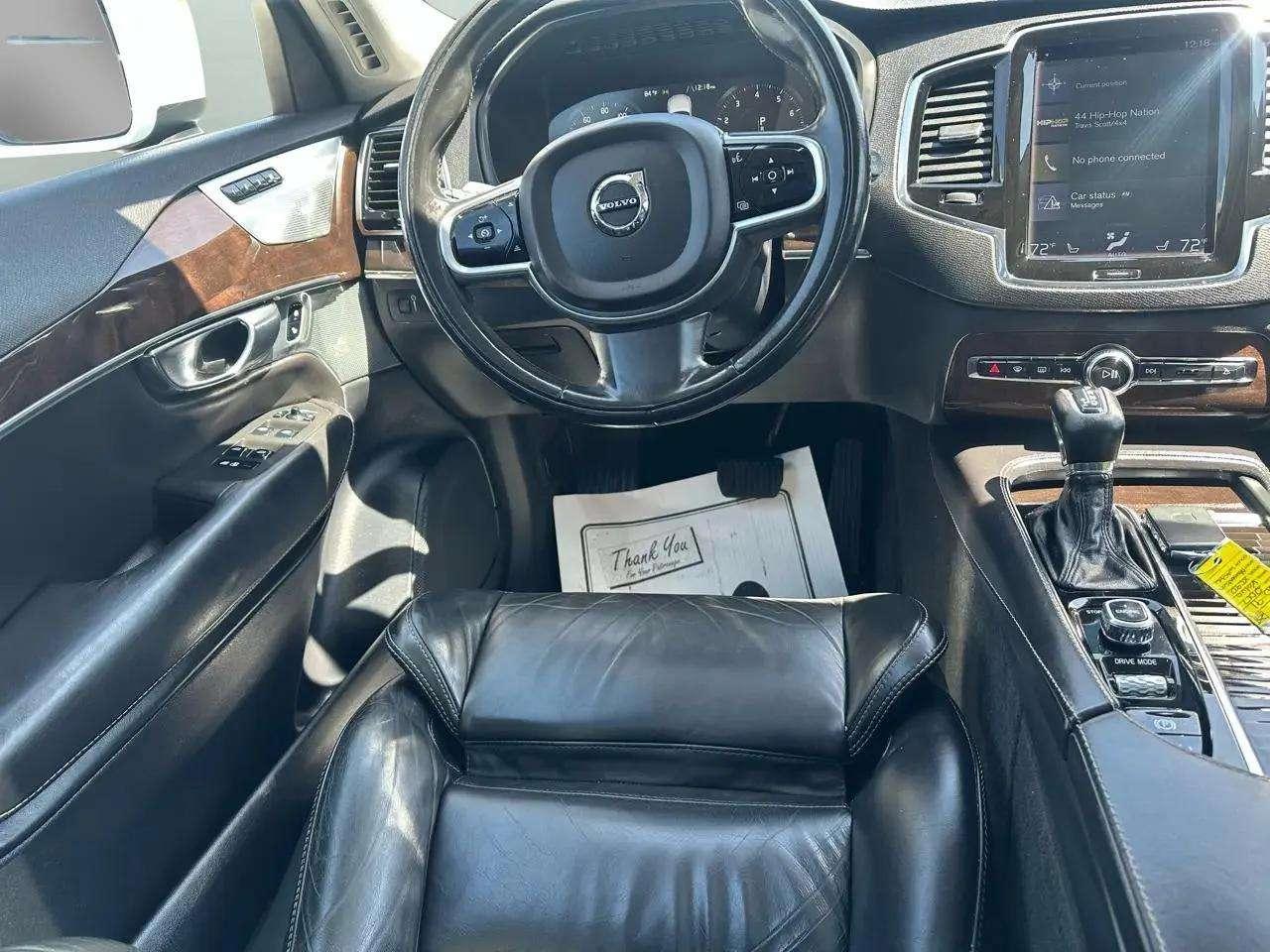 Volvo XC90 T6 - Momentum 4D SUV AWD 2017