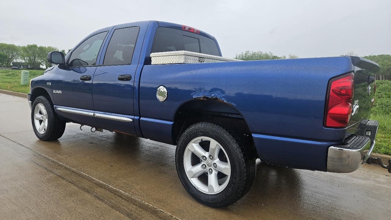 Dodge Ram 1500 4WD Quad Cab 140.5" SLT 2008
