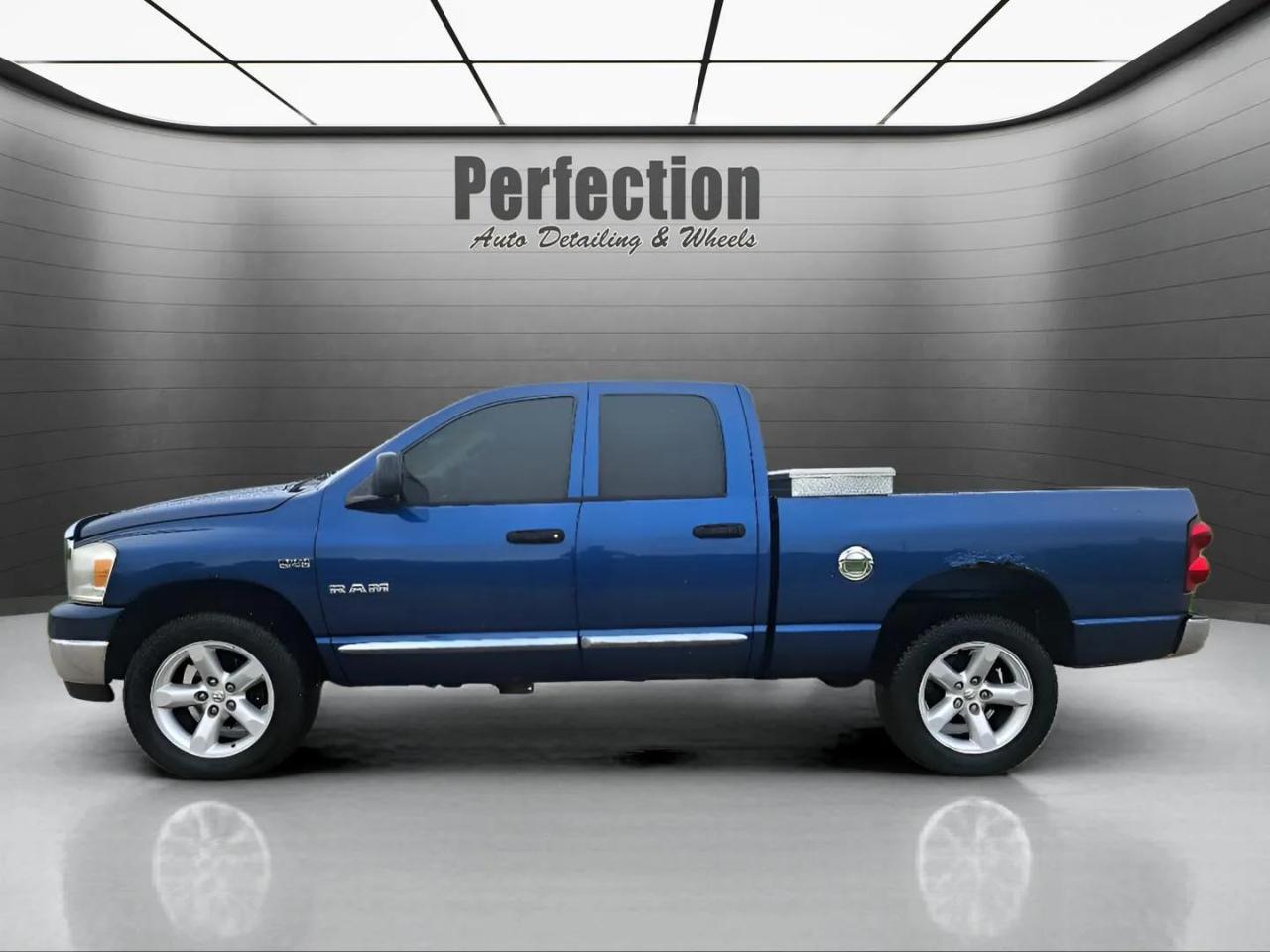Dodge Ram 1500 4WD Quad Cab 140.5" SLT 2008