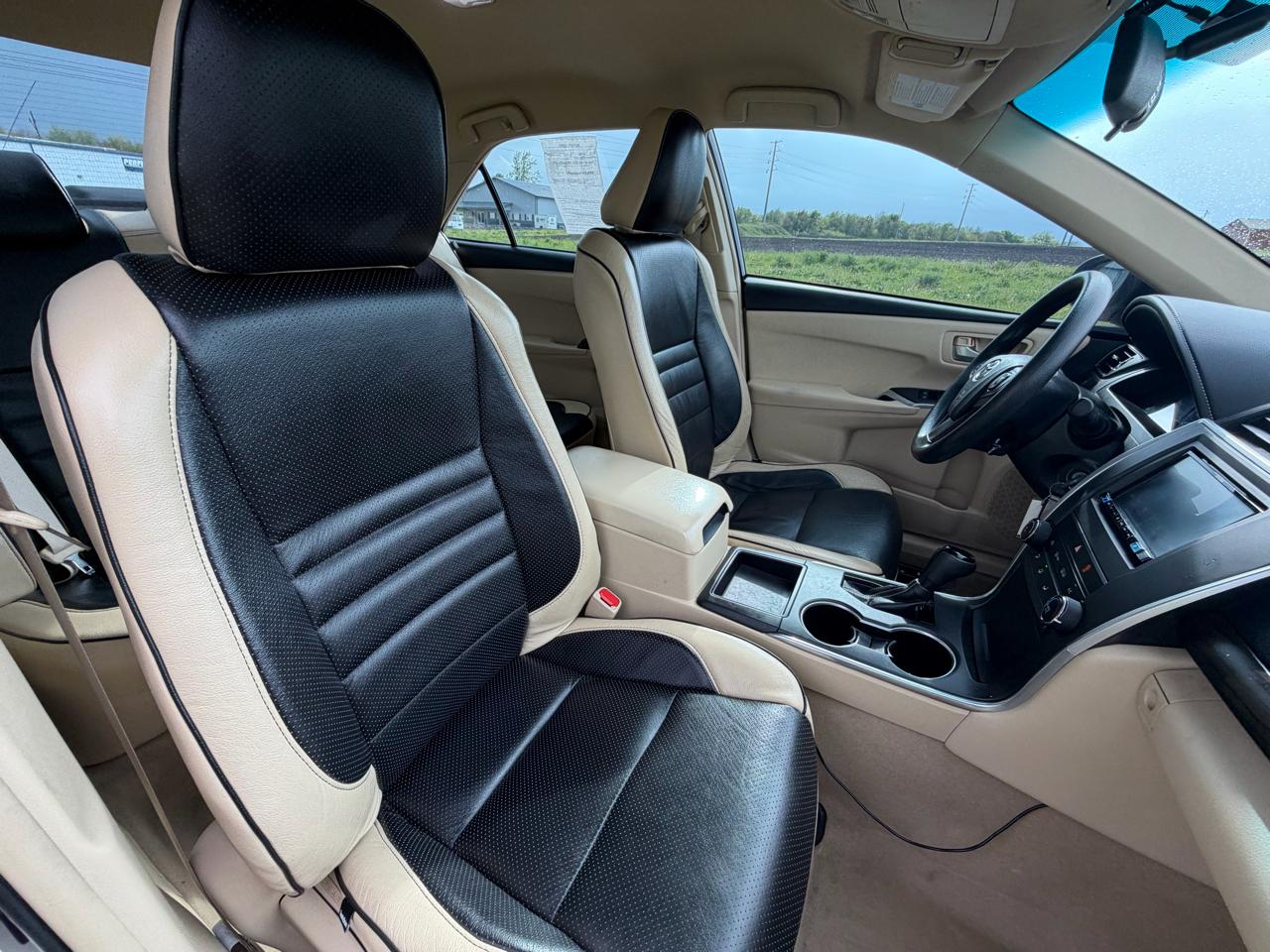 Toyota Camry 4dr Sdn I4 Auto XLE (Natl) 2015