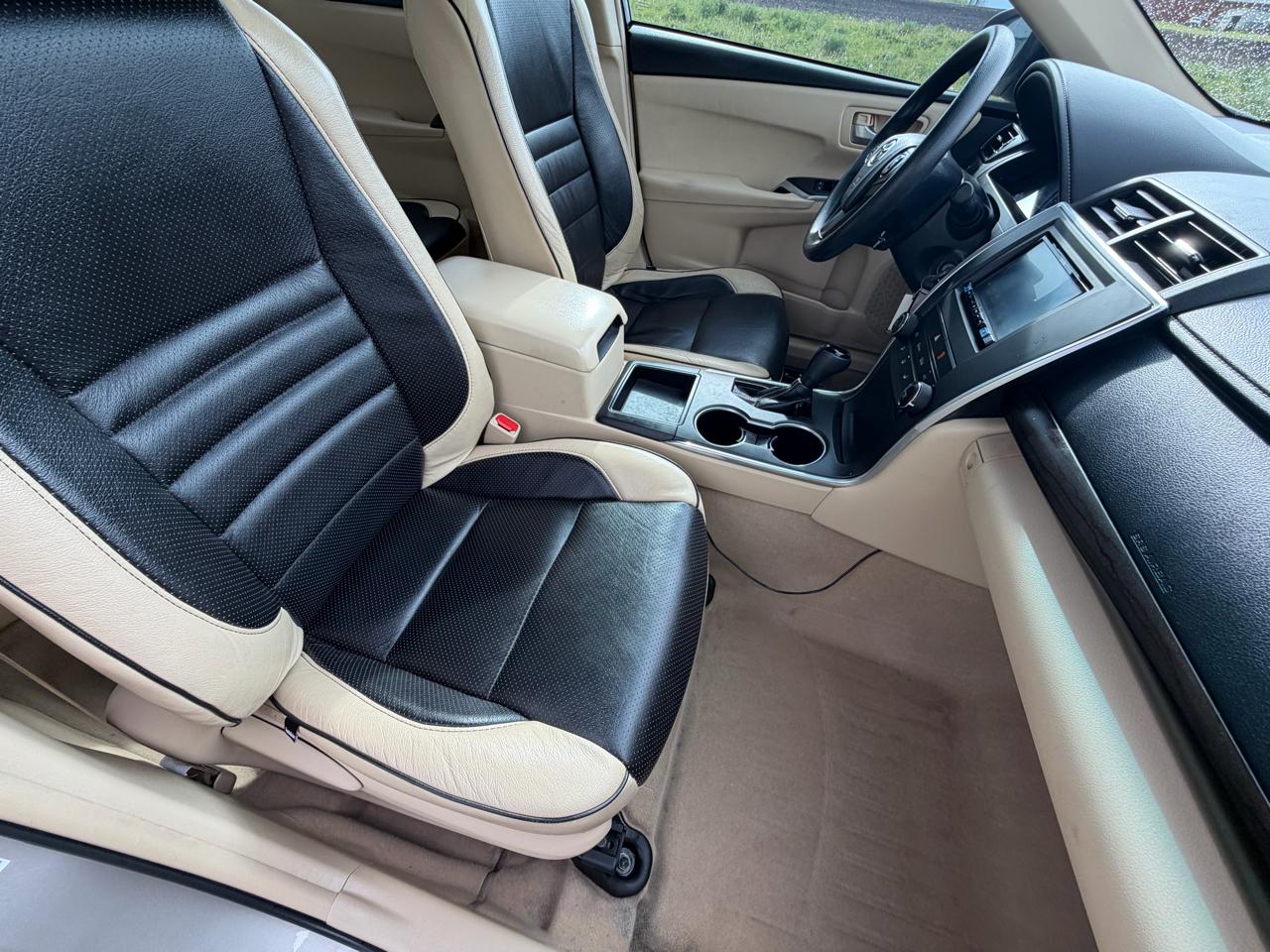 Toyota Camry 4dr Sdn I4 Auto XLE (Natl) 2015