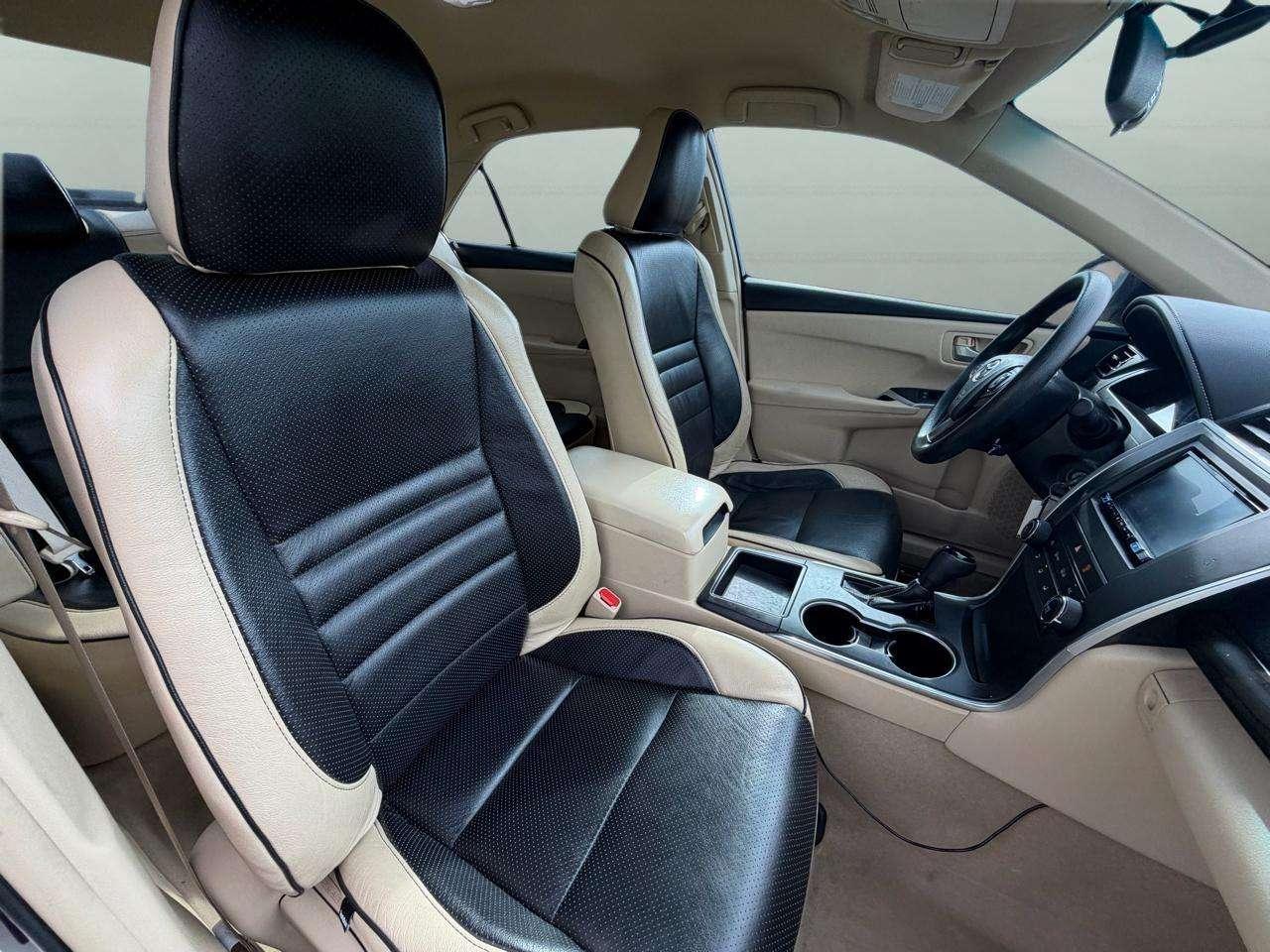Toyota Camry 4dr Sdn I4 Auto XLE (Natl) 2015