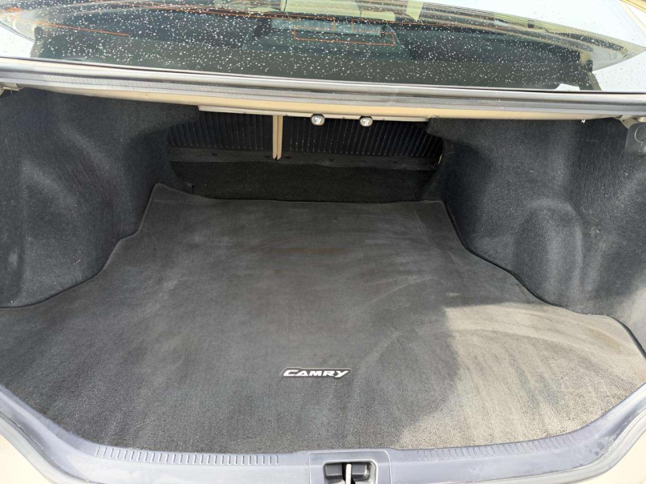 Toyota Camry 4dr Sdn I4 Auto XLE (Natl) 2015